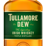 De oorspronkelijke Ierse whiskey, wereldwijd bekend vanwege zijn zachte en toegankelijke smaak. Het combineren van alle drie typen Ierse whiskey -grain whiskey's, pot still whiskey's en malt whiskey's - verzorgt dat zachte maar ook complexe karakter, wat Tullamore DEW onderscheidt van alle andere Ierse whiskey's.

Soort
Blend
Inhoud - % Vol
70CL - 40,00%
Smaak
Citrus, Zacht, Mout en Mild
Land
Ierland
