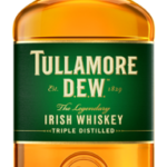 De oorspronkelijke Ierse whiskey, wereldwijd bekend vanwege zijn zachte en toegankelijke smaak. Het combineren van alle drie typen Ierse whiskey -grain whiskey's, pot still whiskey's en malt whiskey's - verzorgt dat zachte maar ook complexe karakter, wat Tullamore DEW onderscheidt van alle andere Ierse whiskey's.

Soort
Blend
Inhoud - % Vol
70CL - 40,00%
Smaak
Citrus, Zacht, Mout en Mild
Land
Ierland
